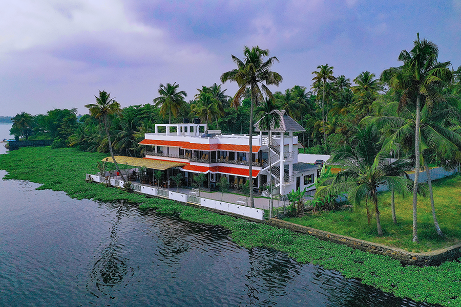 builders in kochi